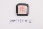 Cosmetic mirrors